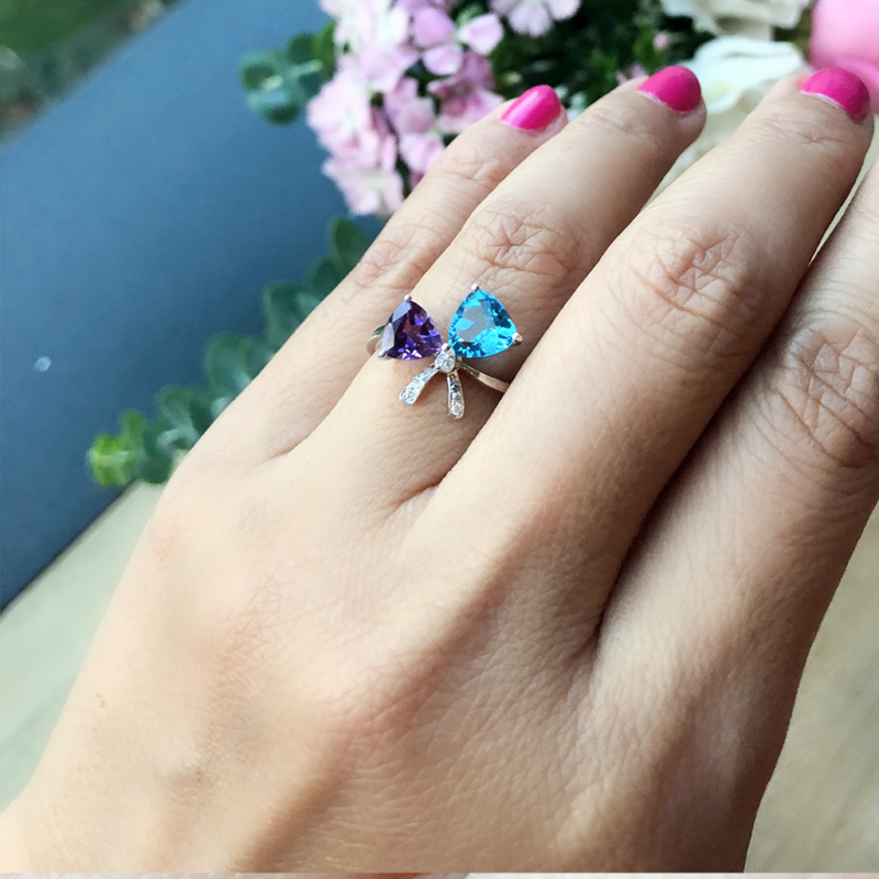 27 ring w hand