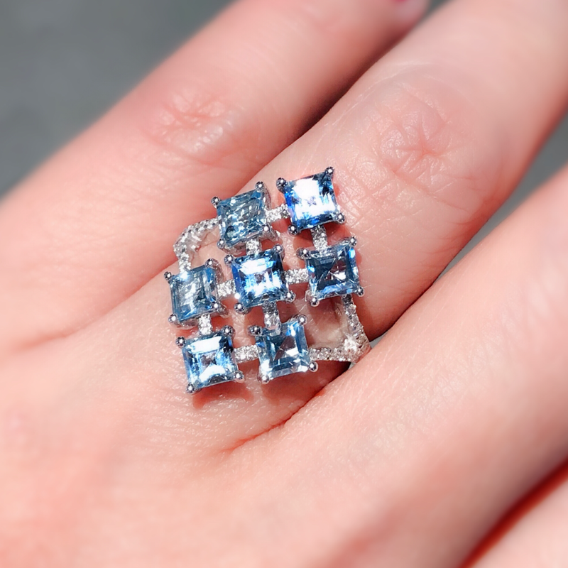 ring 3 w hand